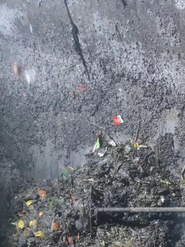 桦南污水池清理